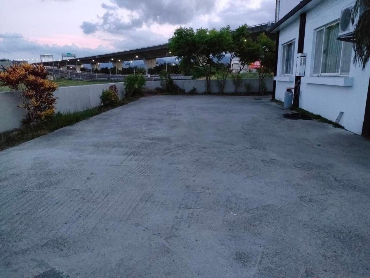 ווג'ייה Lu He Feng Homestay מראה חיצוני תמונה